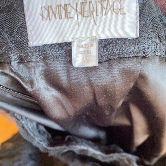 Divine Heritage Lace Midi Skirt in Onyx - Picture 13 of 16